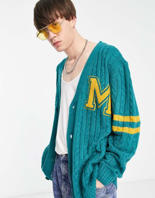 Mennace – Grön stickad kofta i collegestil med broderi