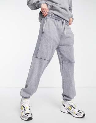 Mennace relaxed sweatpants in light gray with waffle paneling - part of a set