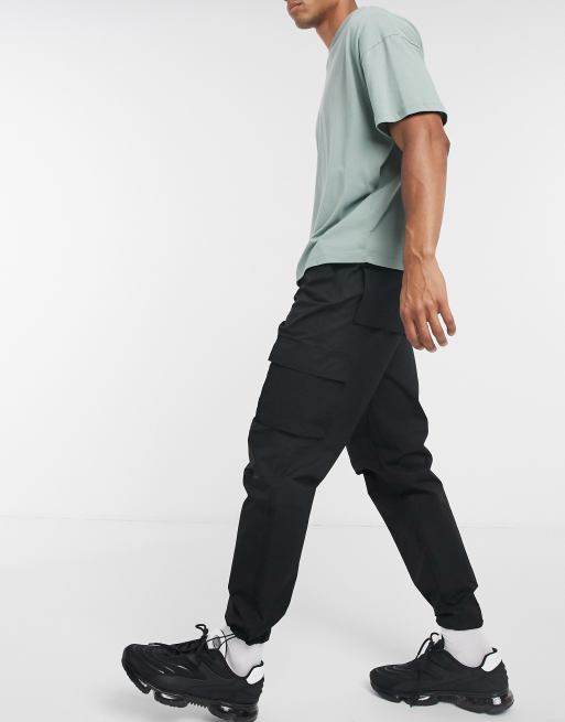 Mennace ripstop tapered utility cargo pants in black