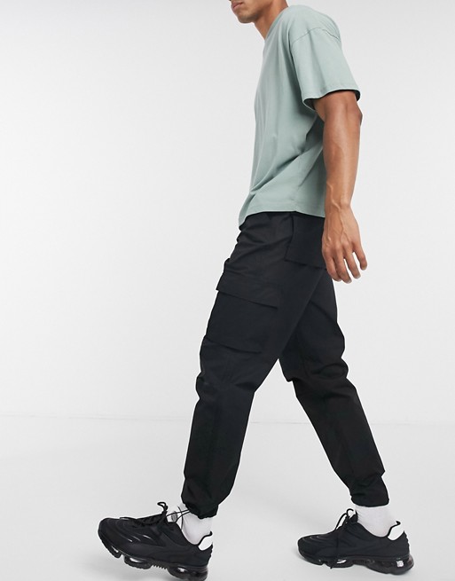 Mennace ripstop tapered utility cargo trousers in black