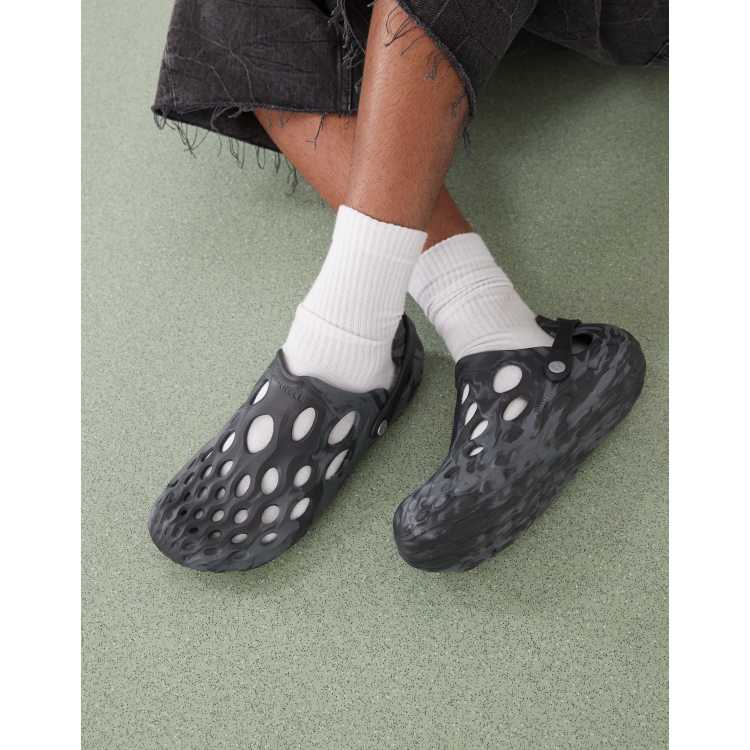 Merrell Hydro Moc sandals in black | ASOS
