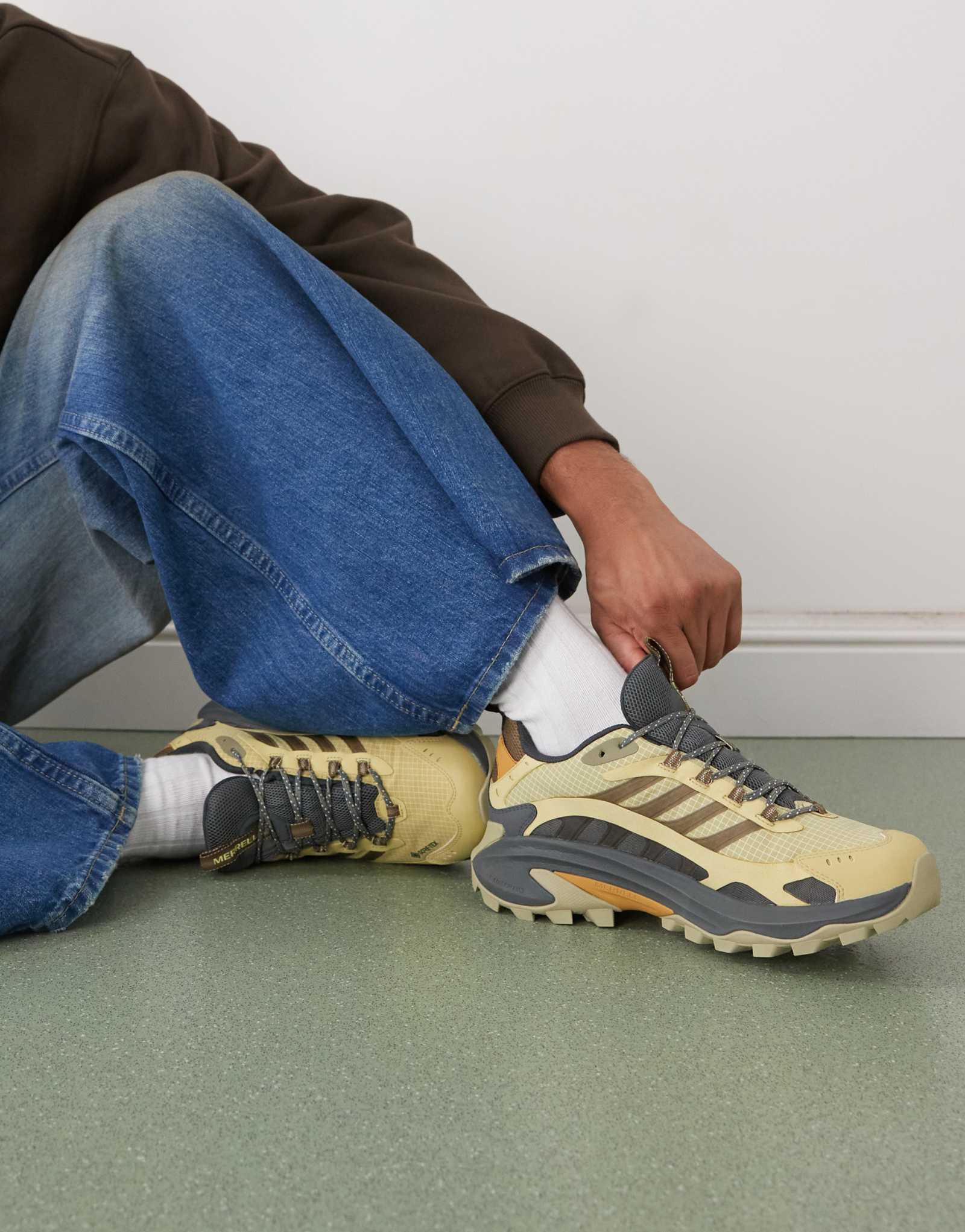 Кроссовки Merrell Moab Speed 2 GTX бежевого цвета multi