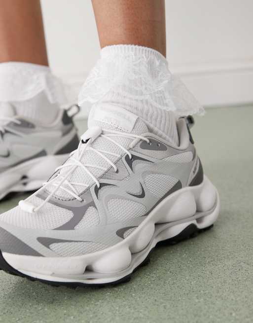 Merrell Speedarc Matis trainers in white and pigeon | ASOS