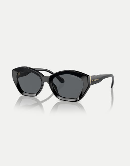 Michael Kors Bel air lunettes de soleil asymétriques à verres gris, noires, 3 de 4