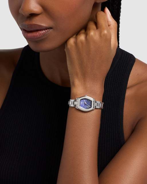 Michael Kors Chelsea three-hand stainless steel watch in silver, 3 of 4