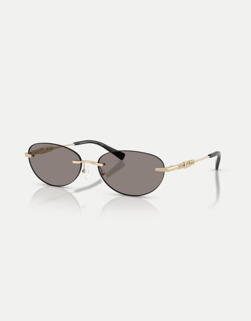 Michael Kors gafas de sol ovaladas con lente gris en dorado claro brillante, 3 de 4
