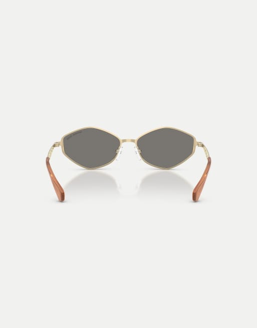 Michael Kors Gold Coast Sonnenbrille mit unregelmäßiger Form, grau verspiegelte Gläser, in Hellgold, 2 von 4