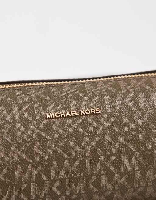 Michael Kors - Izzy - Lille skuldertaske med tøndeform og pochette-design i monogrammønster, 2 af 4