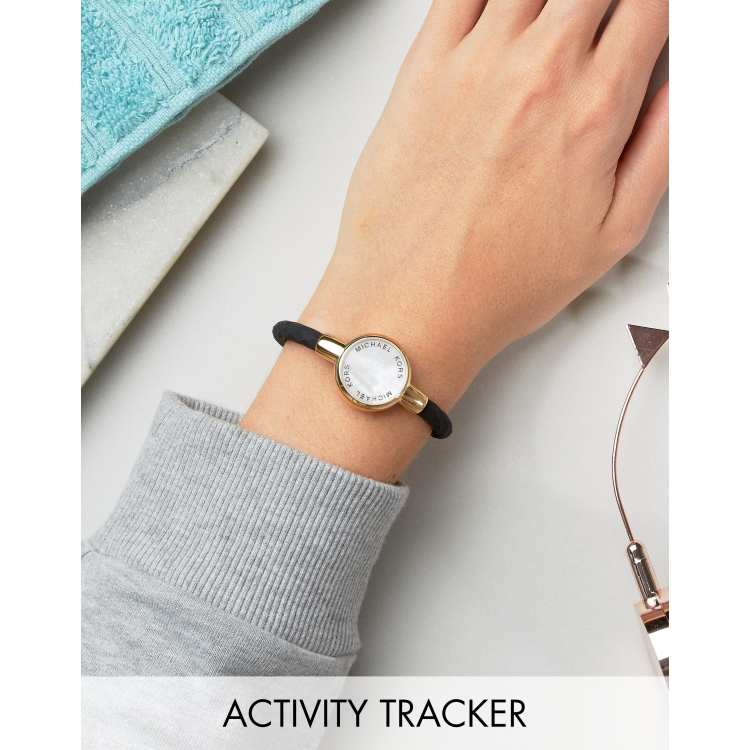 Michael kors sale activity tracker battery