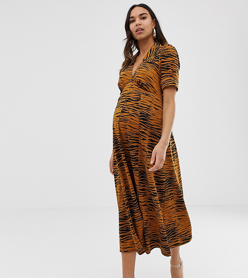 Midi tea-kjole med dyreprint fra ASOS DESIGN Maternity-Multifarvet