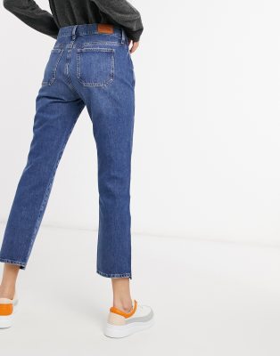 mid rise straight fit jeans