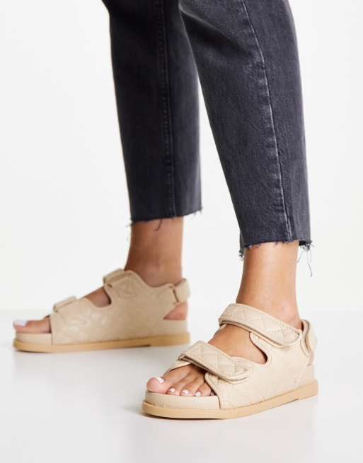 MIINIML Angel dad sandals in camel quilt