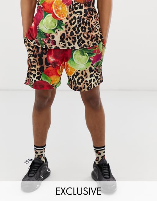 Milk It - Coordinato vintage con T-shirt e pantaloncini leopardati e con frutta, 2 di 3