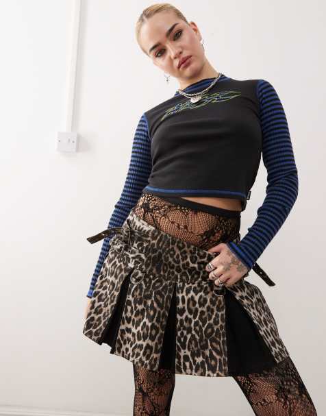 Minga London low rise mini pleated skirt in leopard print - view 1