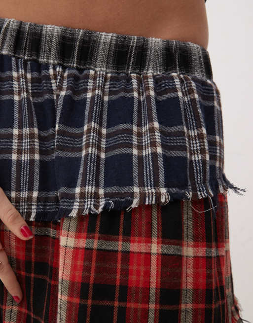 MINGA LONDON☆Kya Plaid Asymmetric Skirt 2色【UK発】 Brown Plaid Tartan Asymmetric Pleated Midi Skirt | Minga London