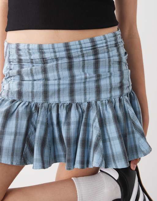 Minifalda azul a cuadros con cintura baja de COLLUSION, 3 de 5