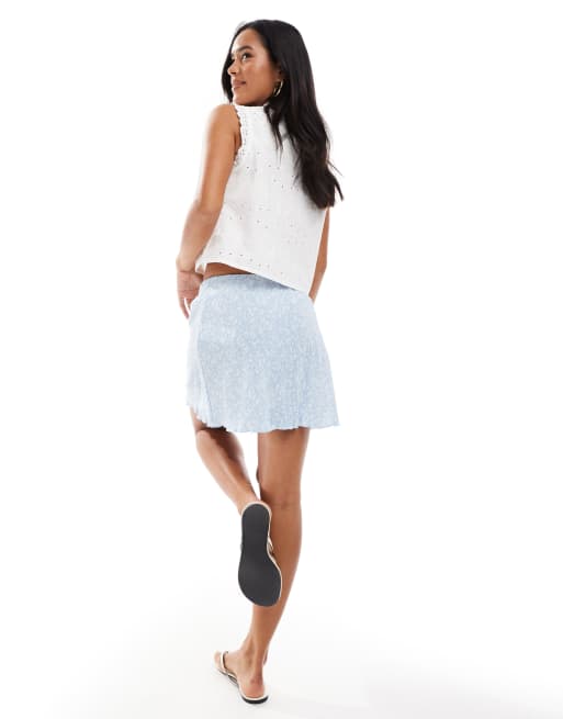 Minifalda azul claro con vuelo y estampado de florecitas de Pieces, 5 de 5