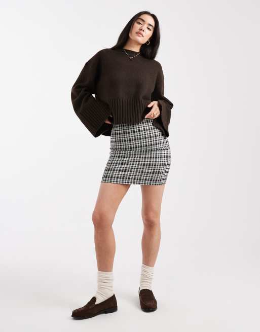 Minifalda de tubo negra a cuadros de New Look, 3 de 5