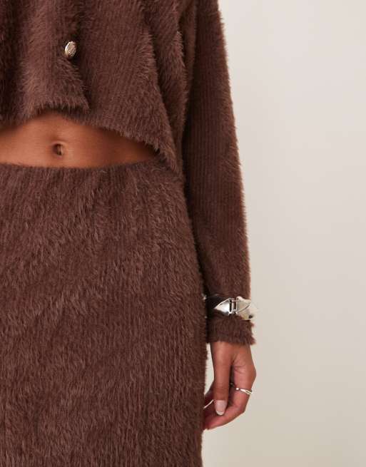 Minifalda marrón chocolate con detalle de botón de punto cepillado de Miss Selfridge (parte de un conjunto), 5 de 5