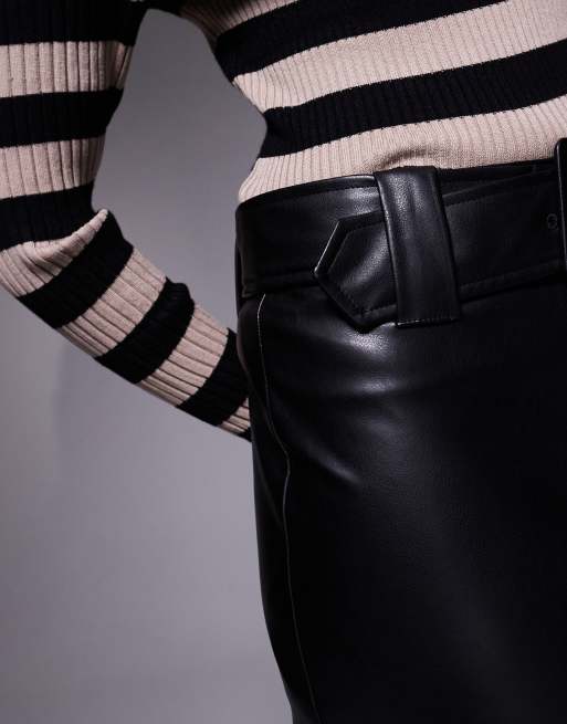 Minifalda muy corta negra con cinturón de tejido efecto cuero de ASOS DESIGN, 5 de 5