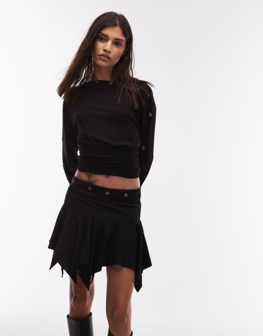 Minifalda negra con bajo de picos y detalle de ojales de ASOS DESIGN, 5 de 5