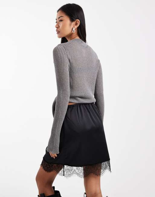 Minifalda negra de satén con ribete de encaje de ASOS DESIGN, 3 de 5