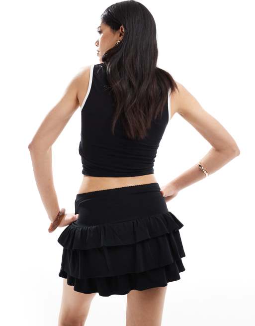 Minifalda negra escalonada de Miss Selfridge, 3 de 5