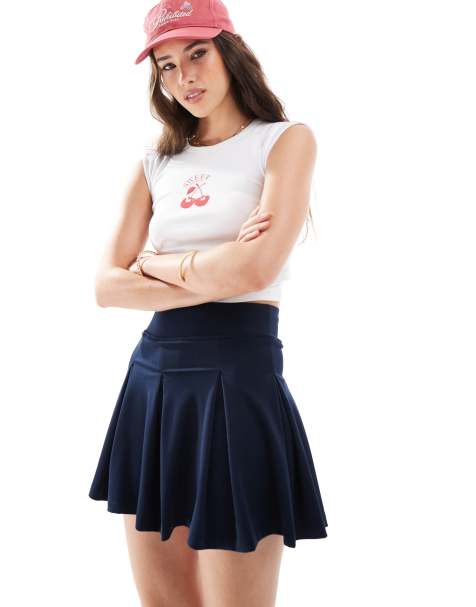 Minifalda pantalón azul marino plisada de estilo tenista de Miss Selfridge - view 1