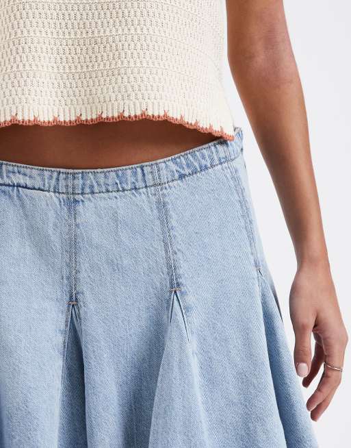 Minifalda vaquera plisada con lavado descolorido y godets de Levi's, 5 de 5