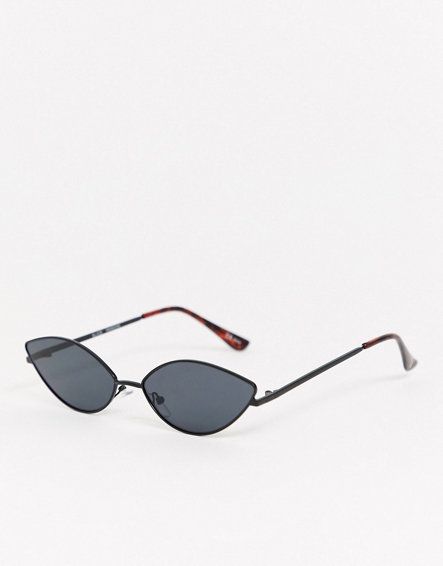 MinkPink – Slice – Svarta cat eye-solglasögon med smala bågar