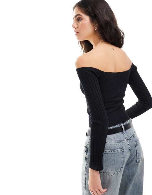 Miss Selfridge – 2er-Pack gerippte Oberteile in Weiß und Schwarz mit Carmen-Ausschnitt, 4 von 4