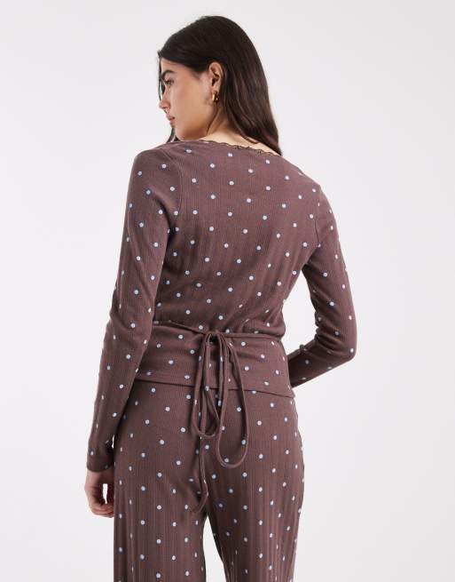 Miss Selfridge - Ajourgebreide overslagtop in chocoladebruin met stippen, 4 van 4