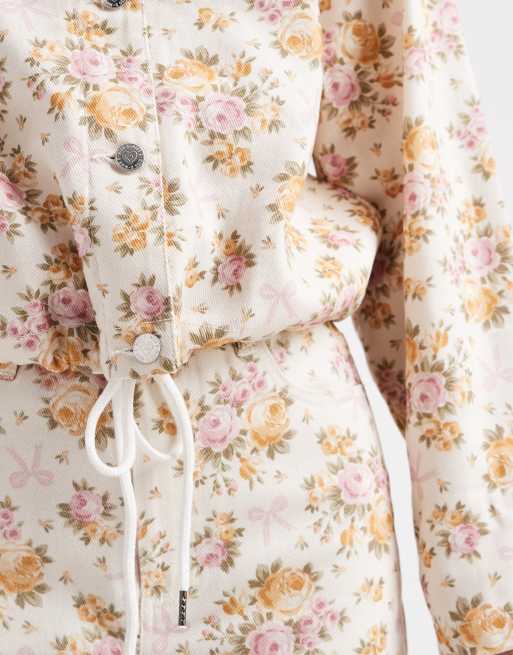 Miss Selfridge all over floral denim jacket (part of a set), 3 of 4