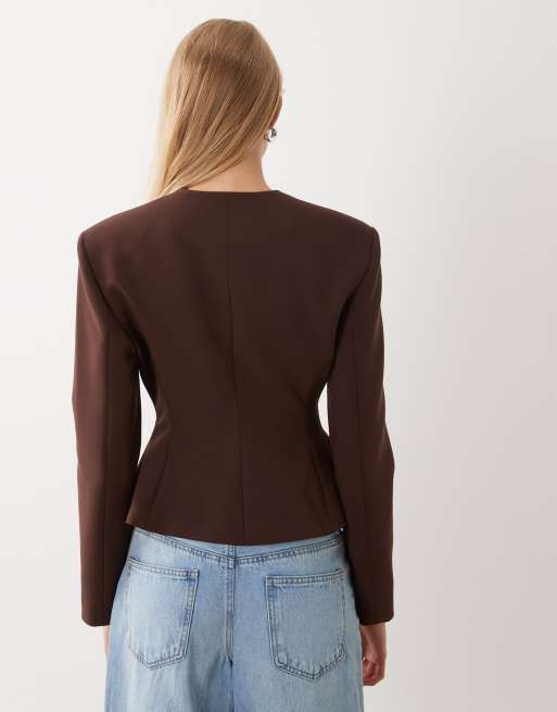 Miss Selfridge - americana asimétrica en chocolate, 4 de 4