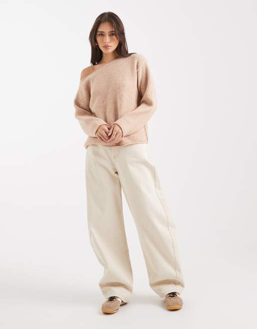 Miss Selfridge asymmetric off-shoulder slouchy cosy knit jumper in camel, 2 of 4