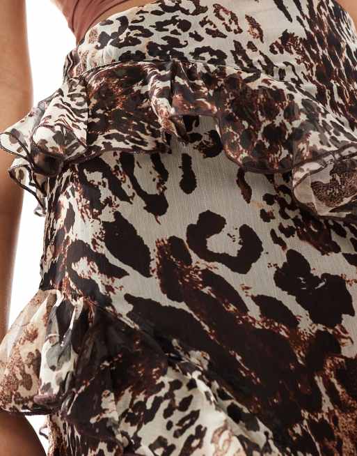 Miss Selfridge – Asymmetrisch geschnittener Maxirock aus Chiffon mit Animal-Print, 3 von 5