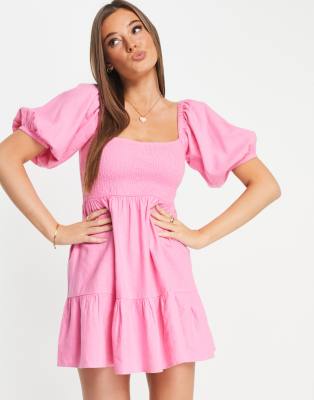 Miss Selfridge- Ausgestelltes Leinen-Minikleid mit Raffung in Rosa-Bunt