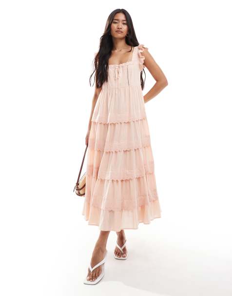 Miss Selfridge – Babydoll-Maxikleid in Pfirsich mit Spitzenbesatz und Lochmuster - view 1