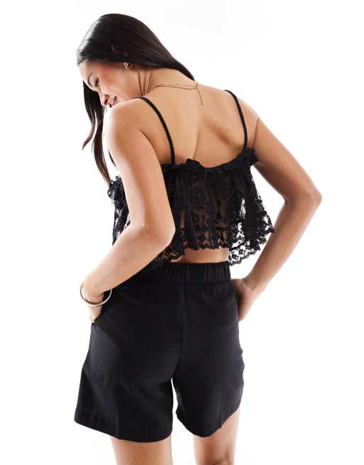 Miss Selfridge – Babydoll-Oberteil aus Premium-Spitze in Schwarz, 3 von 4