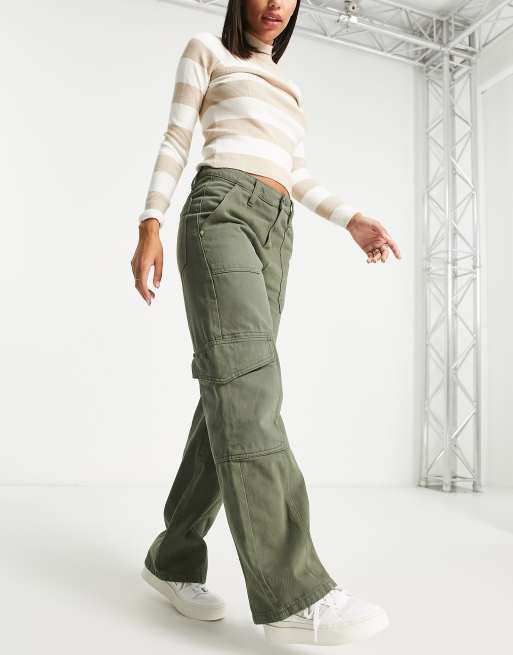 Miss Selfridge baggy cargo wide leg jeans in khaki, 4 of 4