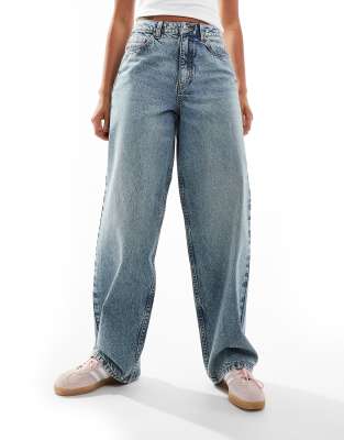 baggy jeans in mid blue wash