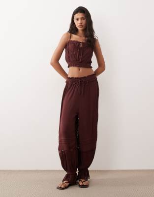 Ballonhose mit Spitze in Braun, Kombiteil-Brown Brown 36