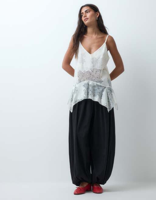 Miss Selfridge balloon pants in black, 2 of 5