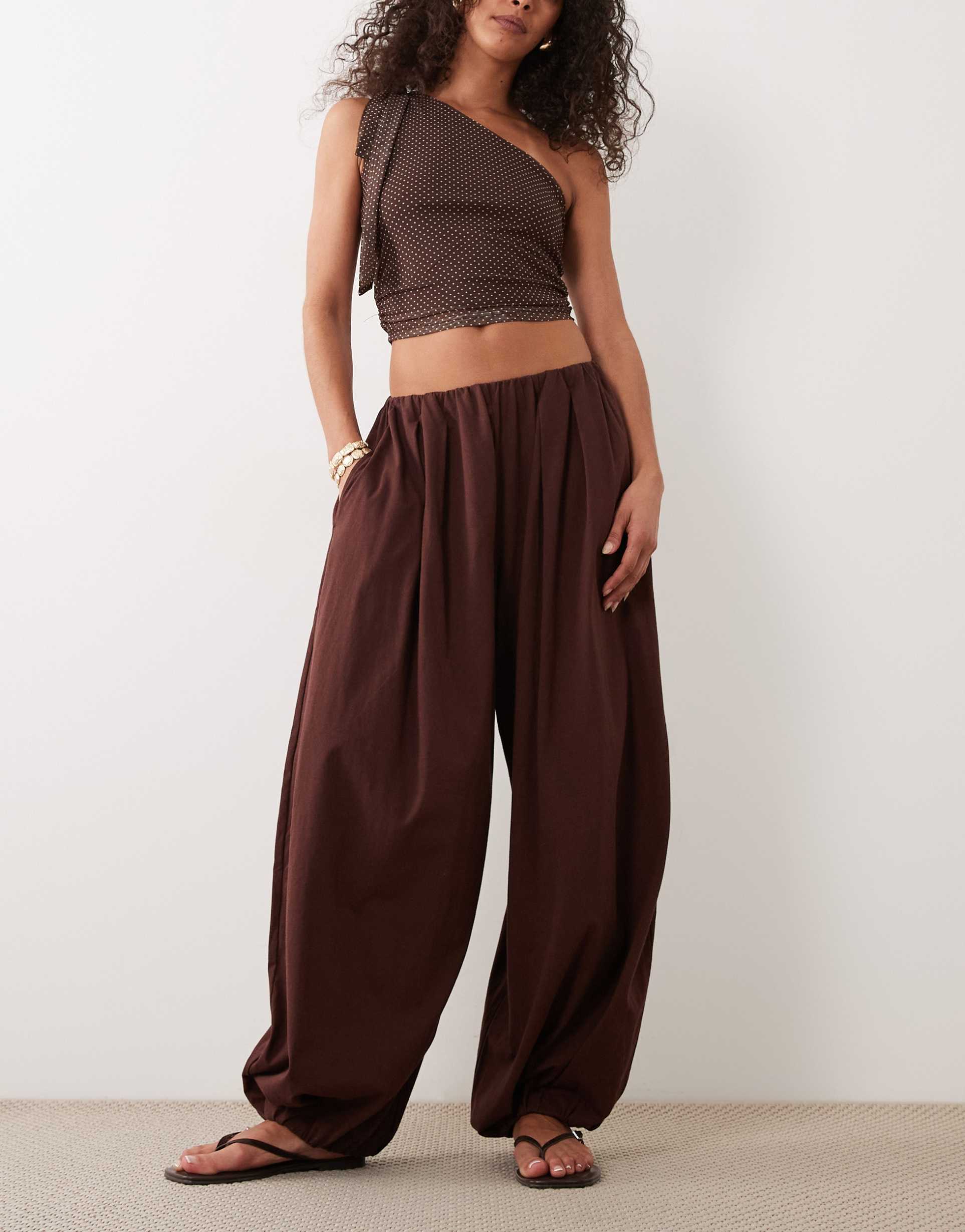 miss selfridge balloon pants in chocolate
