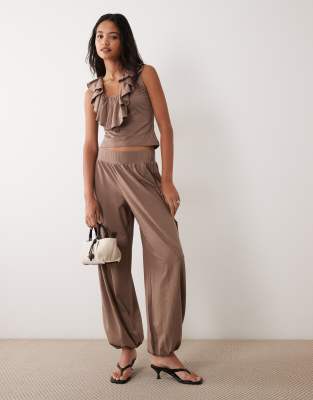 Miss Selfridge Balloon Pants In Brown