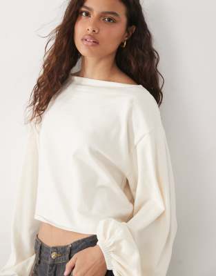 Miss Selfridge Balloon Sleeve Knit Top In White