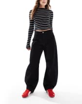 COLLUSION balloon jeans in midwash