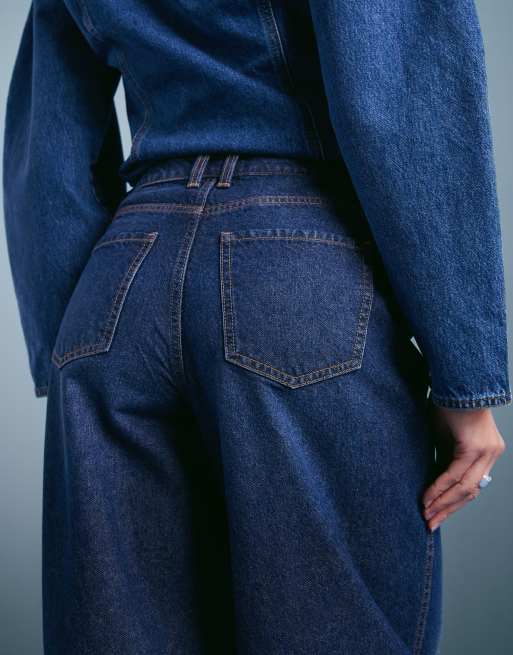Miss Selfridge barrel leg jeans in indigo wash, 4 of 5