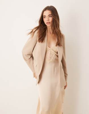 Miss Selfridge - Basic-Blazer in Steinbeige mit lockerem Schnitt-Neutral