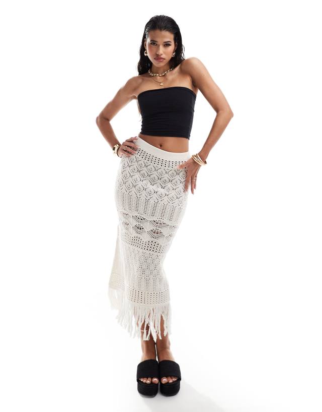 Miss Selfridge - beach crochet fringe detail maxi skirt in cream